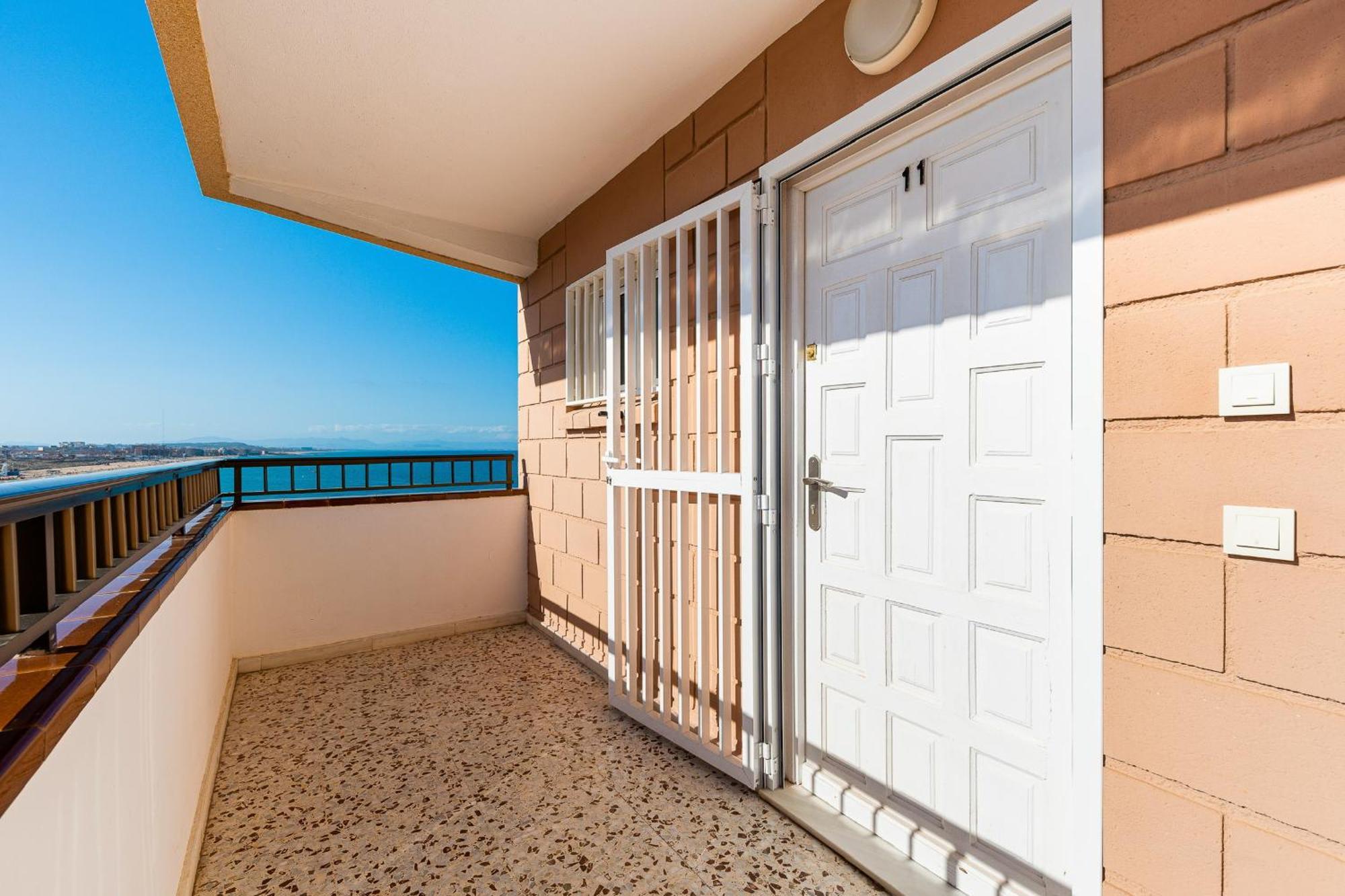 Balcon Mediterraneo Sunrise Torrevieja Exterior photo